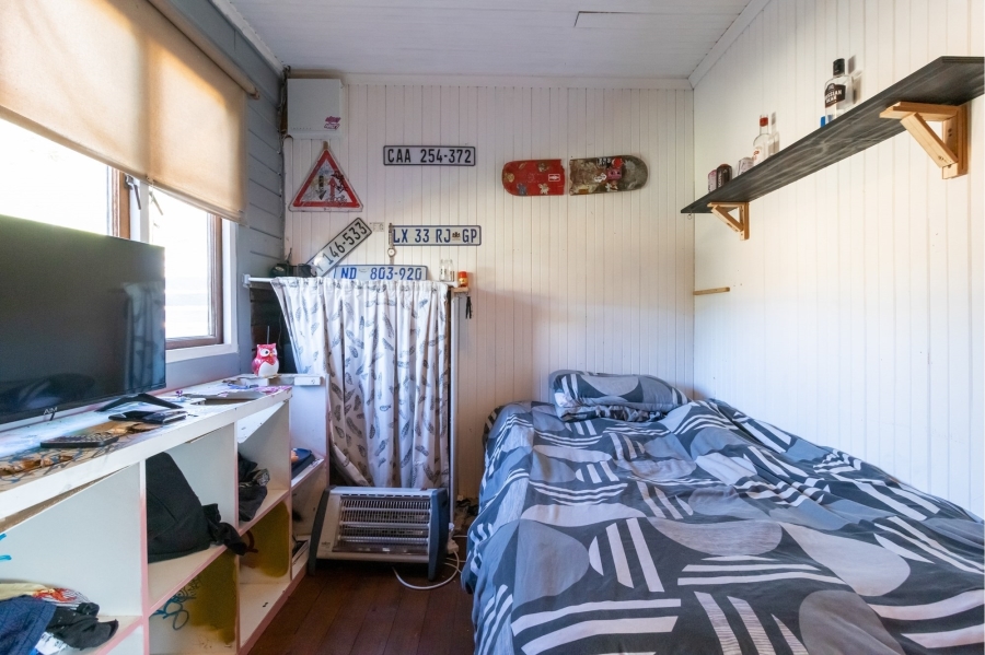 6 Bedroom Property for Sale in Capri Western Cape